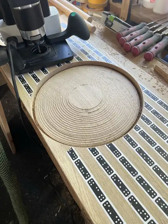 Rund gefrästes Holzdetail
