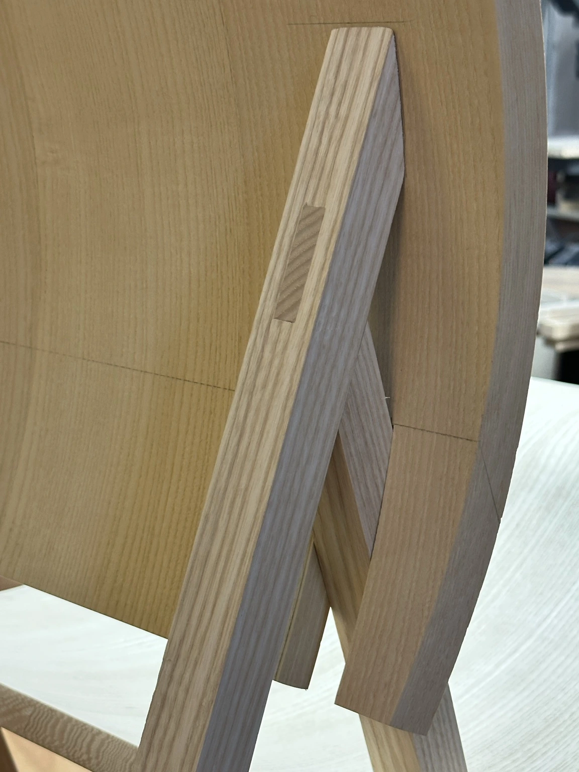Formgebung: Geschichtetes Holz im Detail